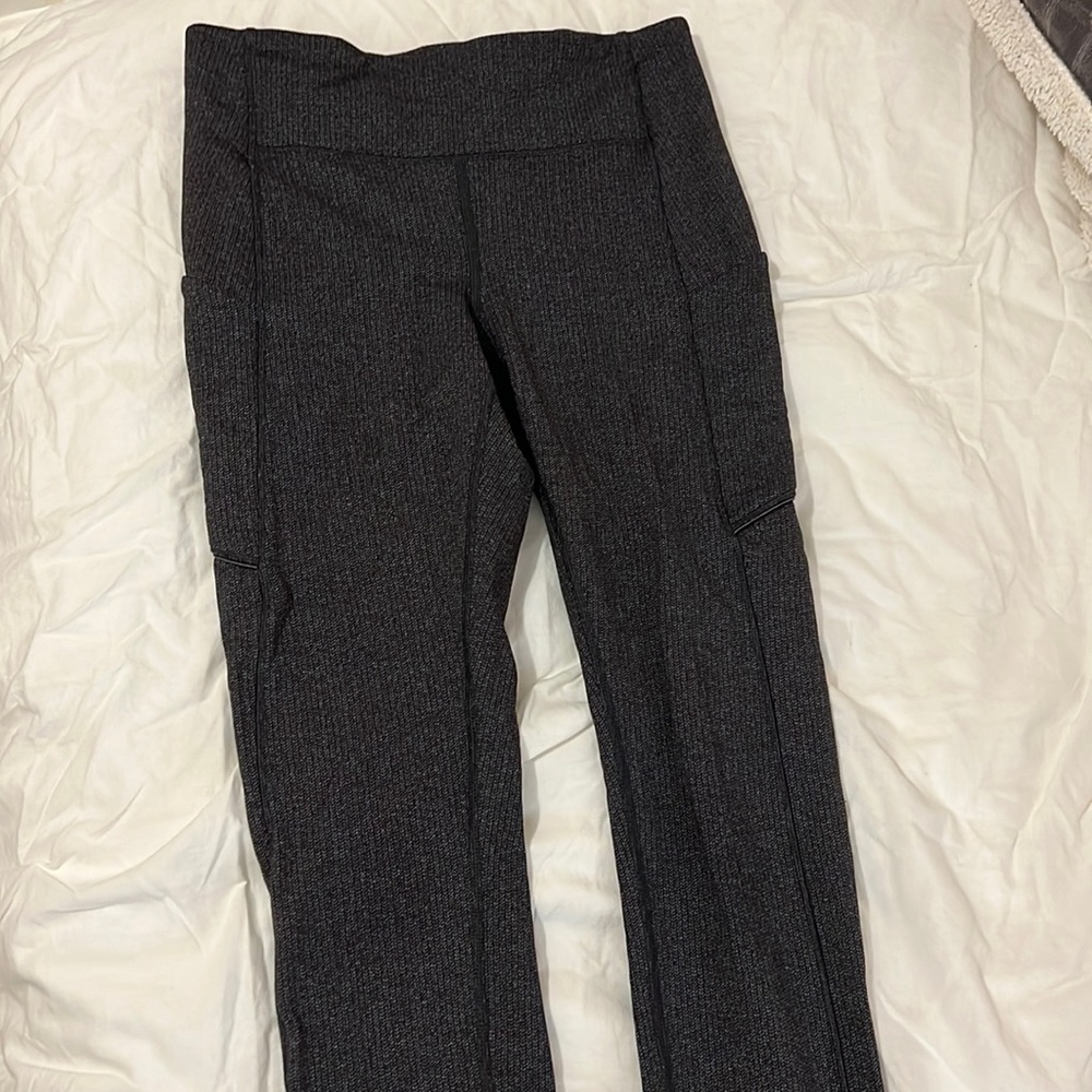 Grey Lululemon leggings!
